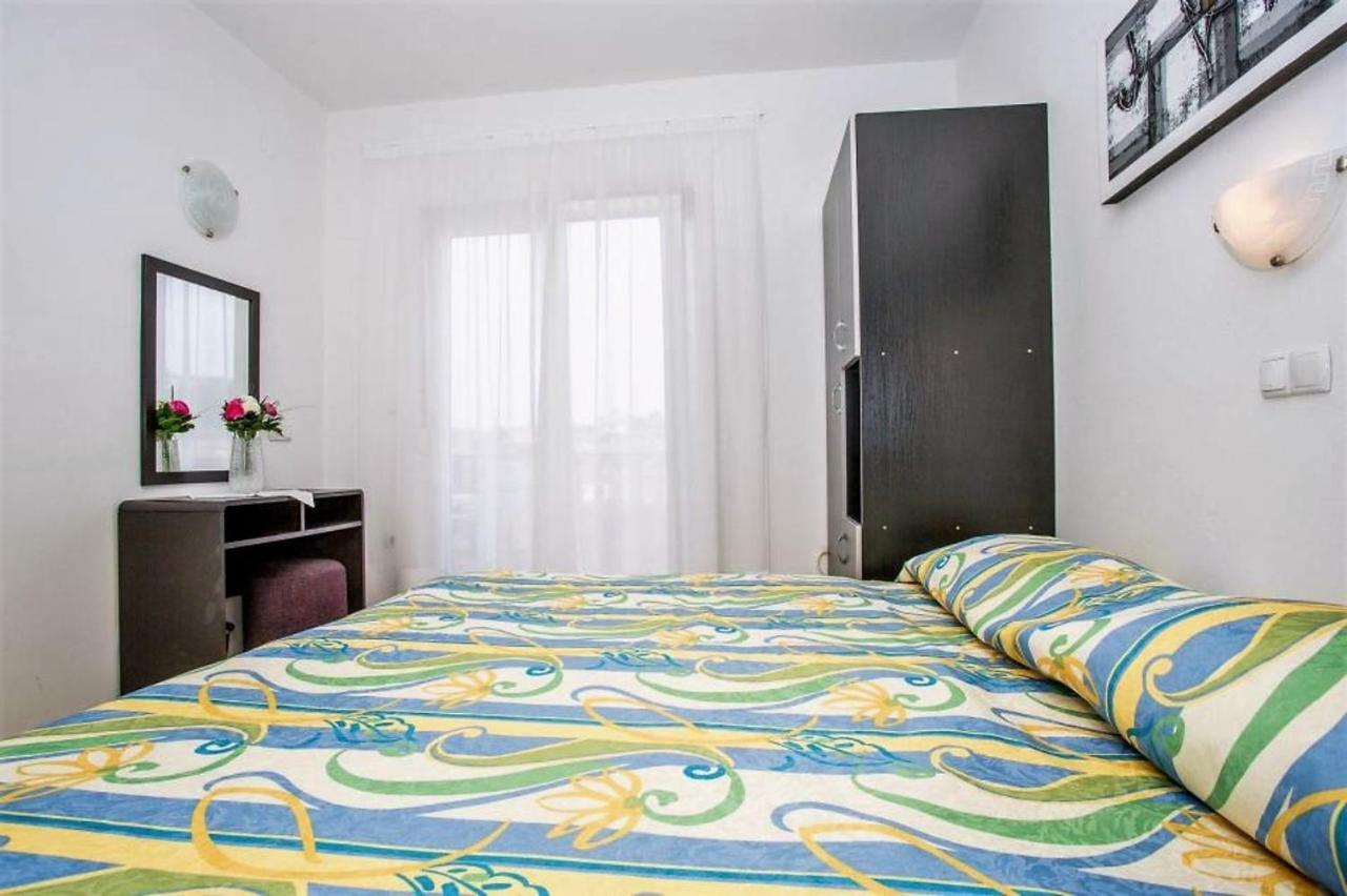 Apartments Macolic Rab Town Exterior photo